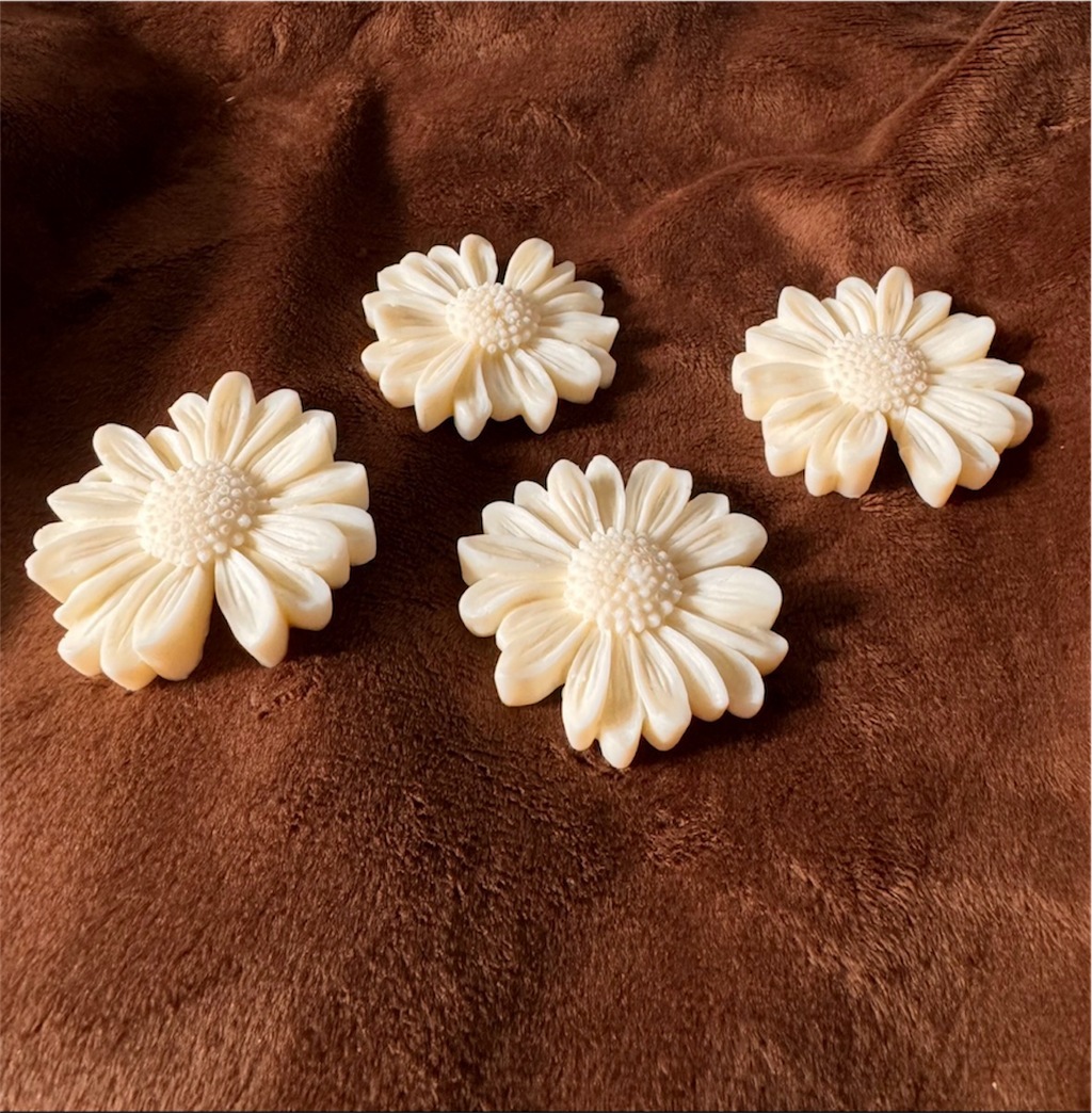 Daisy Shaped Scented Candles
