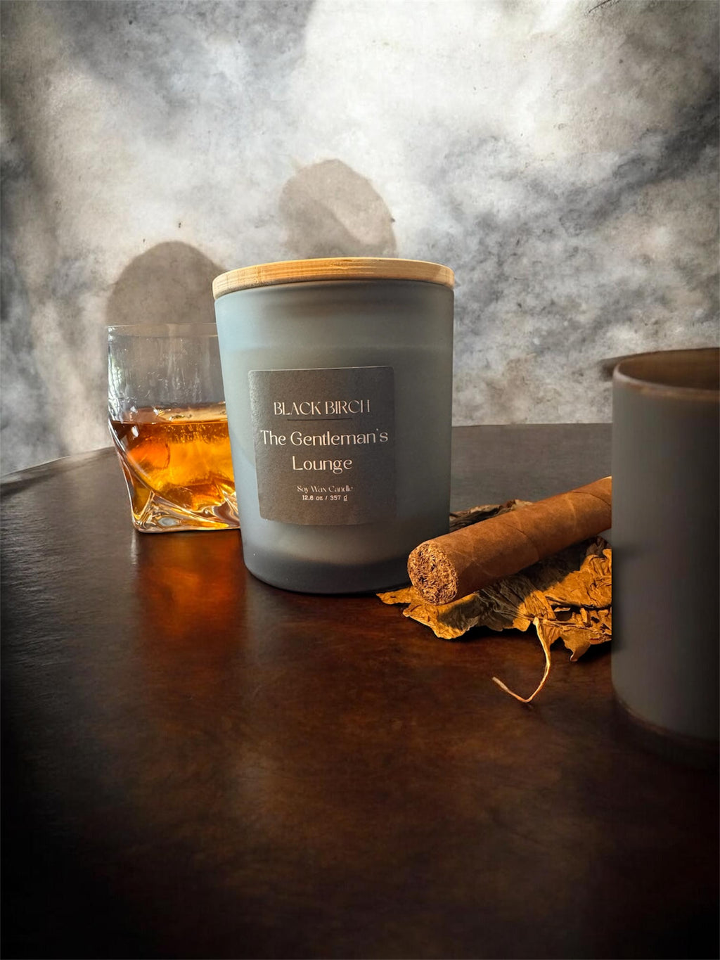 The Gentleman's Lounge 12 oz